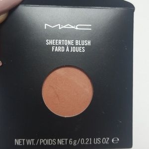 MAC blush